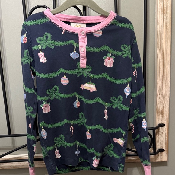 The Beaufort Bonnet Company Other - The Beaufort Bonnet Company Navy and Pink Kids Pajama Top